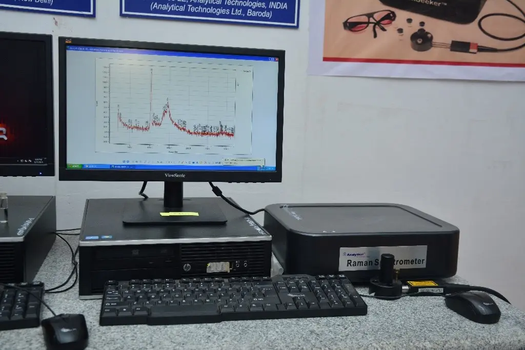dep_assets/images/chemistryreserachfacility_6.webp