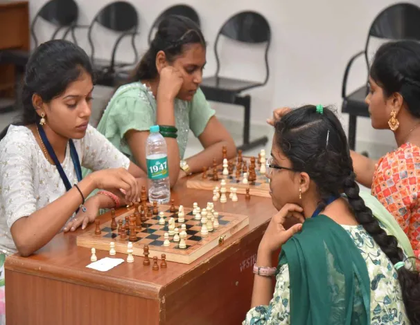 picture gallery image4