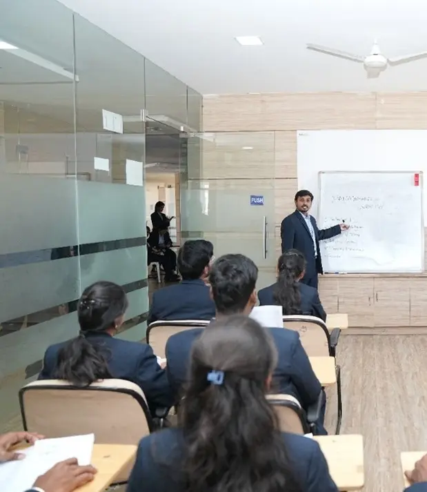 dep_assets/images/teaching_mba_02.webp